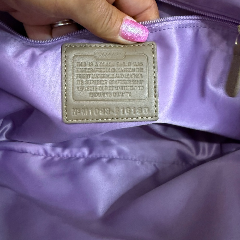 Coach “Carly” patchwork Metallic Gold and Silver Circle Tote bag - Picture 15 of 15